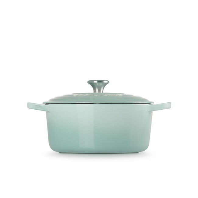 Round Dutch Oven, view 4